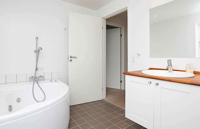 8 Person Holiday Home in Nysted-by Traum - Foto 40