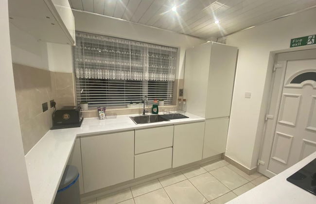 Charming 3-bed House Near Central Manchester - Foto 10