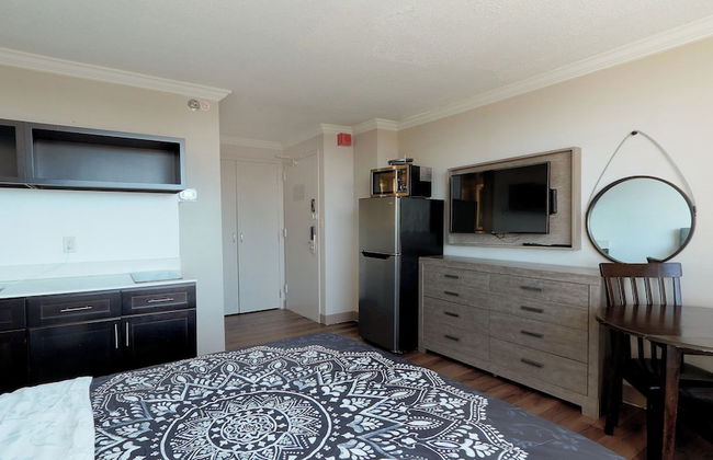 Chase at Baltimore Harbor - Foto 3