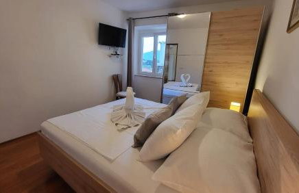 Stone House Apartments Didini Dvori Lumbarda - Foto 19