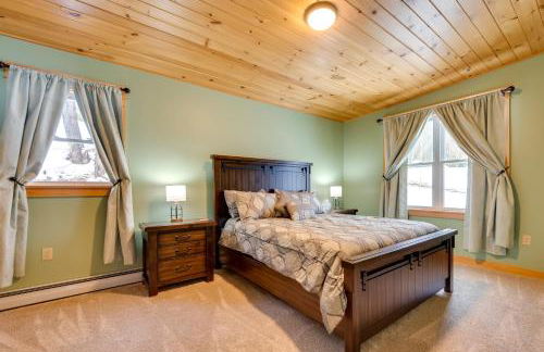 Peaceful Stark Cottage with Deck on South Ponds! - Foto 17