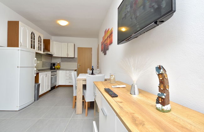 Apartmani Robi i Kristina - Photo 59