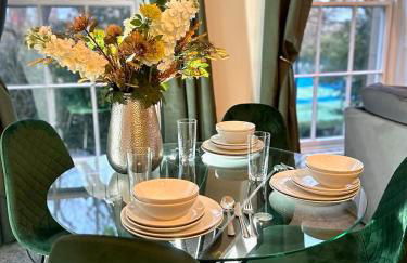 Beautiful Grade 2 Home in centre of Newcastle-St James Park FREE CITY PARKING - Foto 15