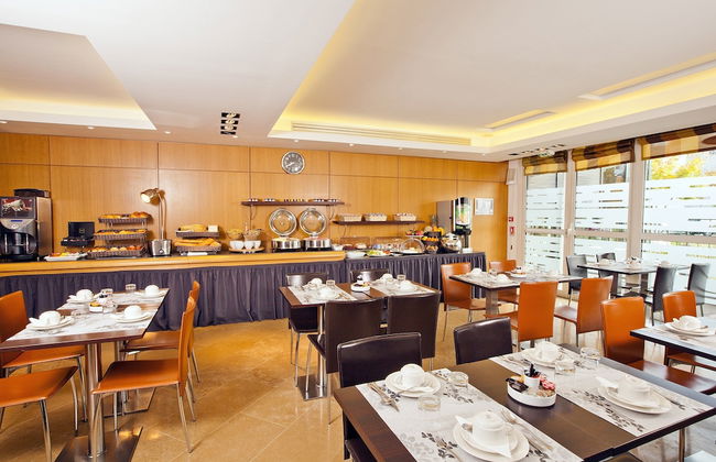 Residhome Apparthotel Paris Massy - Foto 30