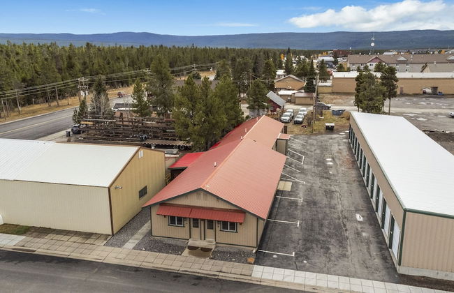 The Yellowstone Hideaway Unit A Cozy 1-Bedroom Yellowstone Hideaway, 1 Minute from Yellowstone Park! - Foto 69