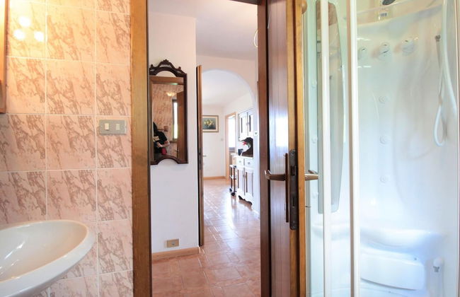 Large Apartment With Terraces in Val di Fiemme - Photo 8