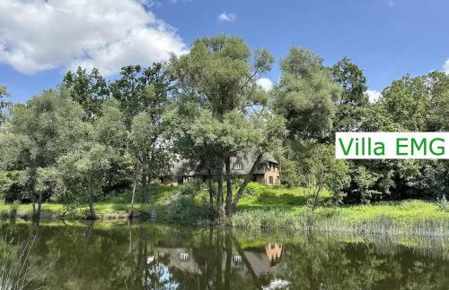 Luxus Ferienhaus Villa EMG München in Moosburg mit Pool, SPA, Kamin, Wald, See für Familien Gruppen bis 24 Personen - Foto 22
