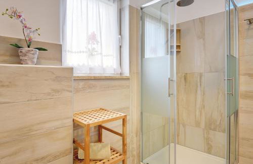 Villa in Novigrad with Pool near Beach - Foto 16