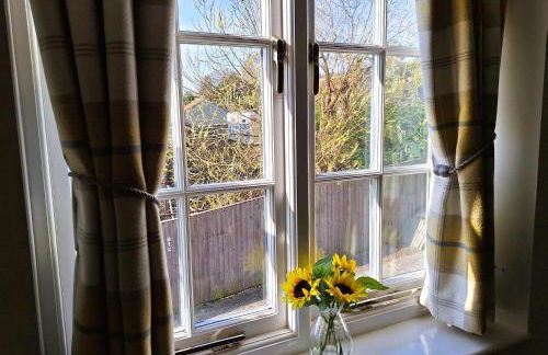 Sunflower Cottage - a charming family cottage - Foto 9