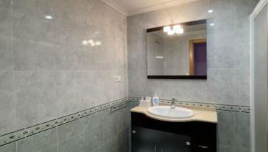 Apartamento Vigo 3Hab 6PAX WiFi PARKING Playa a 8 mins ツ by Rias Baixas Rentals - Foto 2