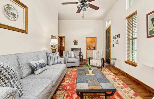 #24 at Gruene Silo Inn - Foto 7