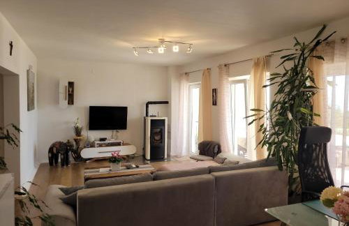 Apartments Chiara mit Meerblick und Pool und Jacuzzi - Foto 44