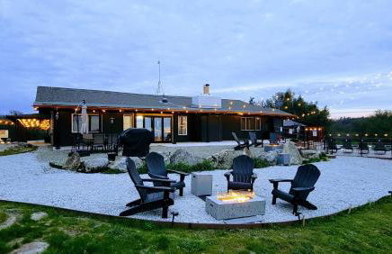 4000 SF, 20 Acre Gated Luxe Estate, Game Room, Pano View, Pool, Spa - Foto 1