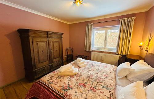 KURFÜRSTLICHES JÄGERHAUS - by "Schloss Gessenberg" - luxurious vacation home with mountain views, suitable for families and friends - Foto 18