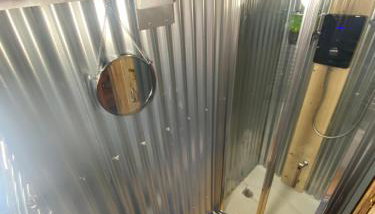 Sleeps 18 Double Decker Bus Hot Tub Sauna Cinema Pets - Foto 5