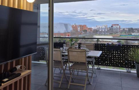 T2 lumineux avec terrasse vue Zénith - parking inclus - Foto 14