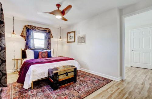 Bombastic Home - Steps to Beach - GameRm - Hot Tub - Pet Friendly - Foto 22