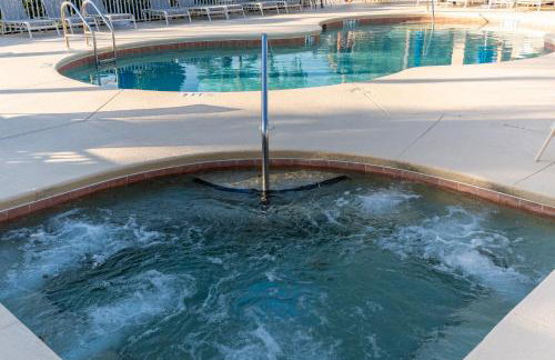 Golf, Pools, Hot Tub, Pickleball, Near Beaches - Foto 3