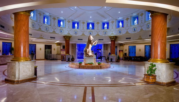 Titanic Palace - Foto 2