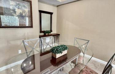Entire Condo - 3Bed 2Bath- 5 mins to Disney Park - Foto 14