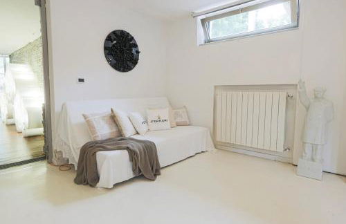 Villa Artistica con Piscina e Giardino - Foto 27