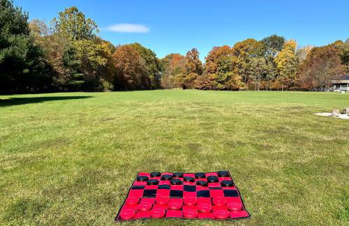 15 miles to Windham Mountain ! King Bed, Game Room, OutDoor Patio - Foto 28