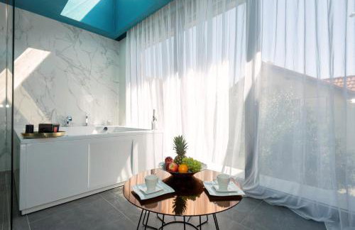 Luxury Lake-View Villa Karmen with Heated Pool, Private Spa & Sunset Terrace - Foto 14