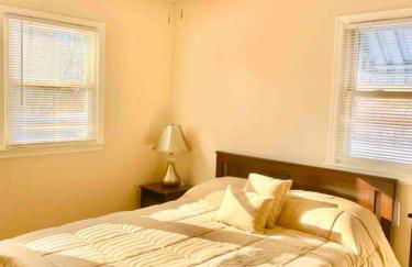 Scenic Views & River Access, Cozy River Home - Foto 39