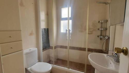 CYV Simple living near beach w pool in Fuengirola - Photo 4