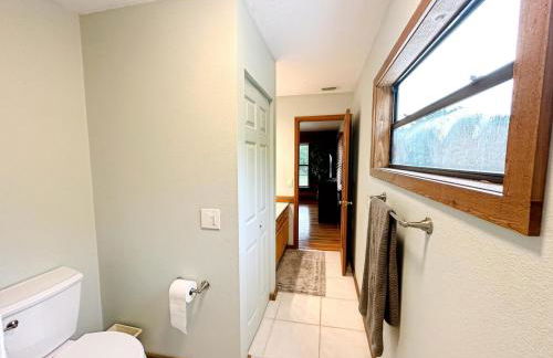 Enchanted Log Cabin Retreat Near Bradenton and St Pete - Photo 25