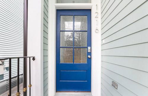 Hosteeva Brand New Condo with a Pool Steps to St Charles Ave - Foto 70