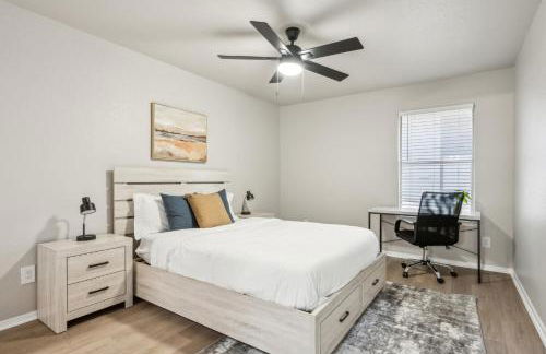 The Chandler 421 I Spacious 1 Bed 1 Bath - Foto 1