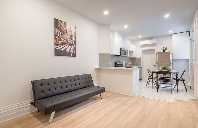 Beautiful Private Bedroom in Mile-End - Foto 27