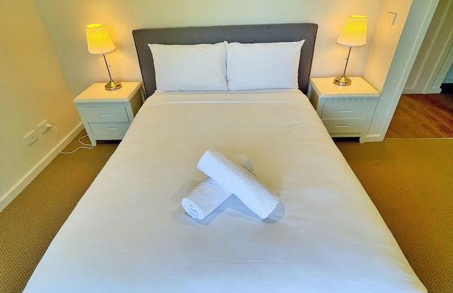 Phillip Island Towers - Photo 8