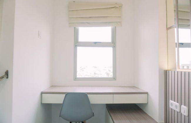 Homey And Cozy Stay Studio Belmont Residence Puri Apartement - Foto 3