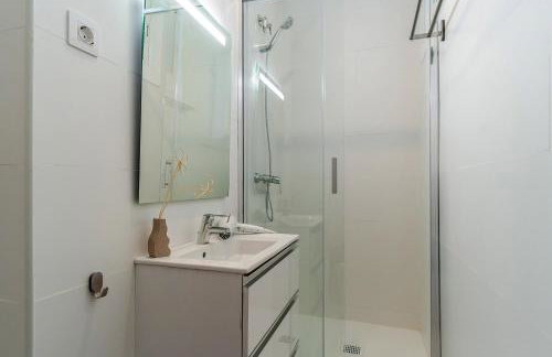 AB Poble Sec - Plaza España - Foto 44