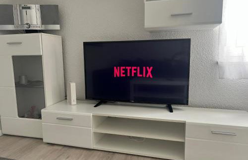 Moderne helle 2,5 Zimmer Wohnung mit großem Bad und Küche in Trossingen - Foto 8