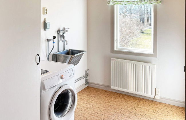 Lakefront Cottage in Torsebo - Foto 13