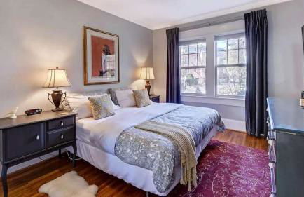 Chic Comfortable 2BR with Porch near Dilworth - Foto 10