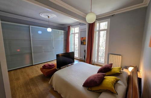 Luxury Central Apartment - Photo 10