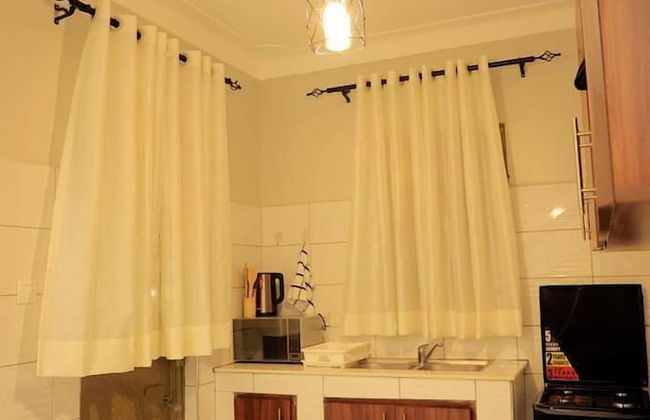 The Residence Ug - Photo 11