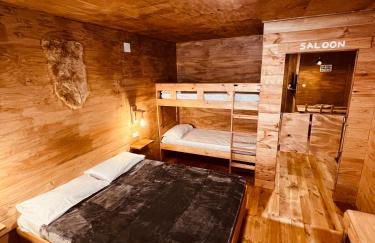 Western House Madrid Warner - Foto 3