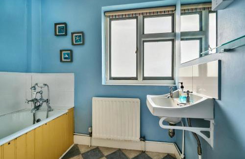 Headlands- Stylish Oceanfront Property on Harlyn Bay - Foto 2