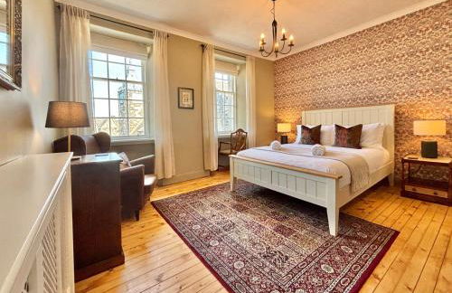 St Johns Jailhouse by the Castle - Photo 1