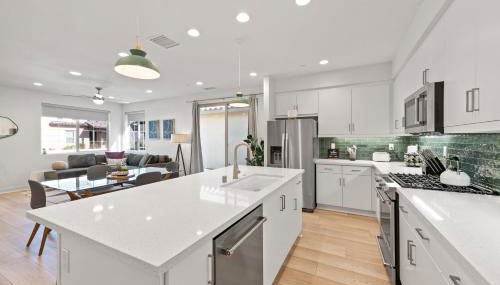 Gated PGA West 2023 New Build - EV Friendly - Photo 3, stove, dishwasher, minibar