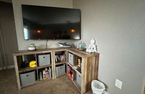 Whole House with Lake and Lift Bridge Overlook for 10 Guests - Foto 5