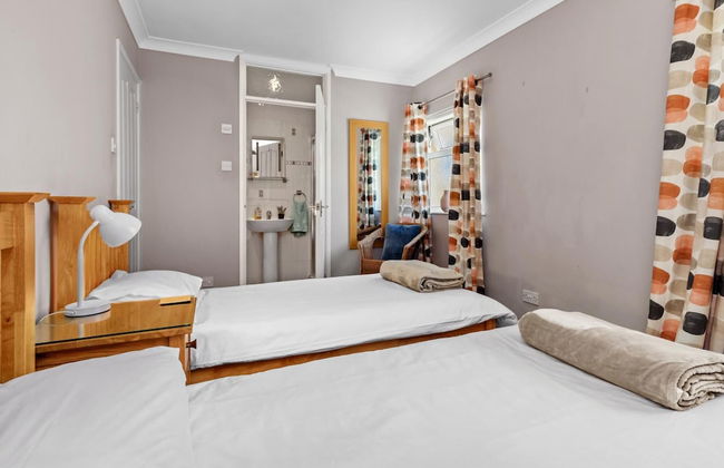 St Helens Apartment 1 - Short Walk to Beach - Foto 17