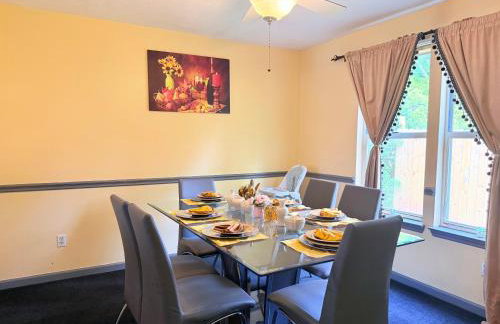 Large 3BR Home for Families and Work Stays With Fast WIFI - Foto 44