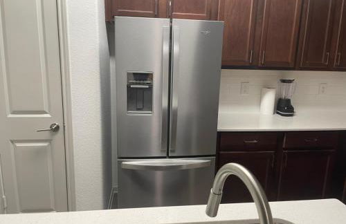 Convenient Spacious 2Bed 2Bath - Foto 16