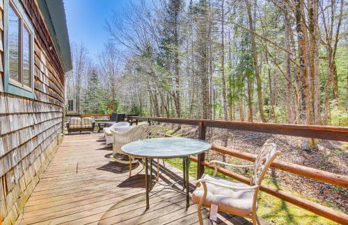 Rustic Searsport Cabin Loft and Sunroom on 10 Acres - Foto 26